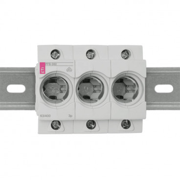 Einbausicherungssockel 3-polig, Doppelfunktions Klemme bis 35 mm² D02 / 63A